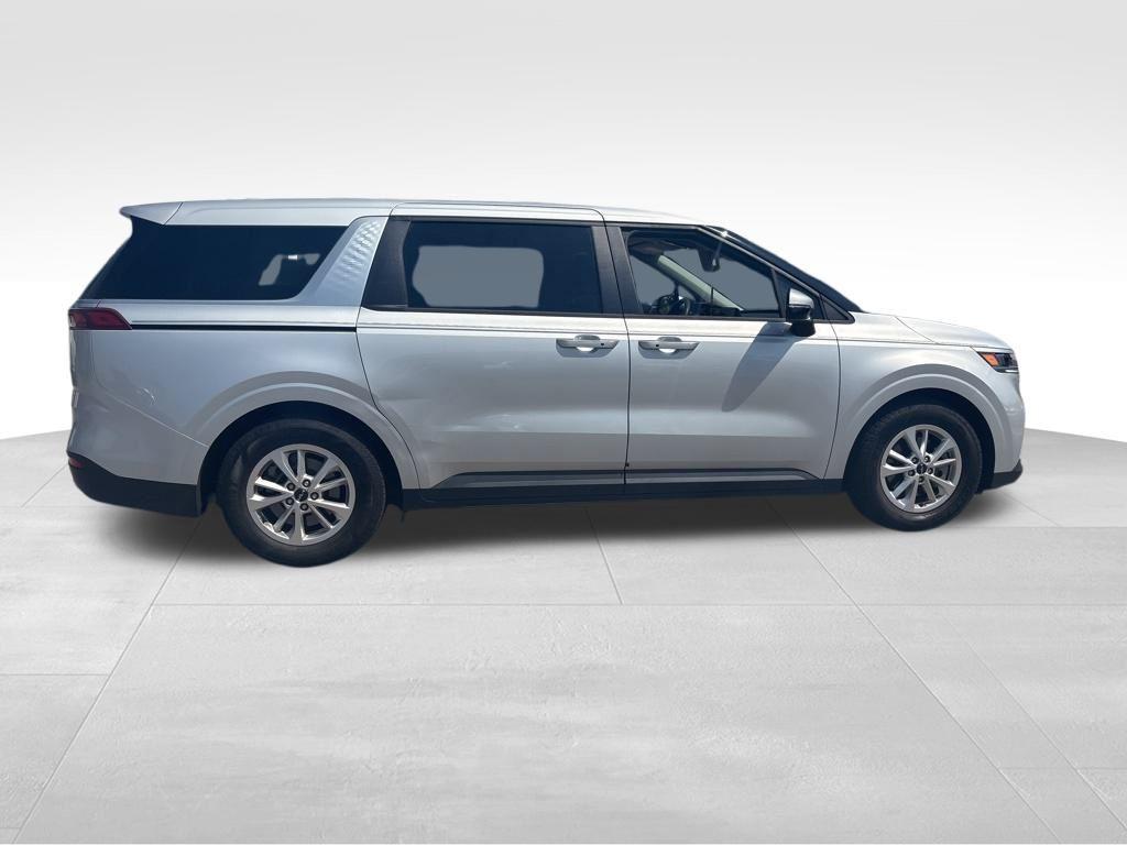 used 2023 Kia Carnival car, priced at $26,900