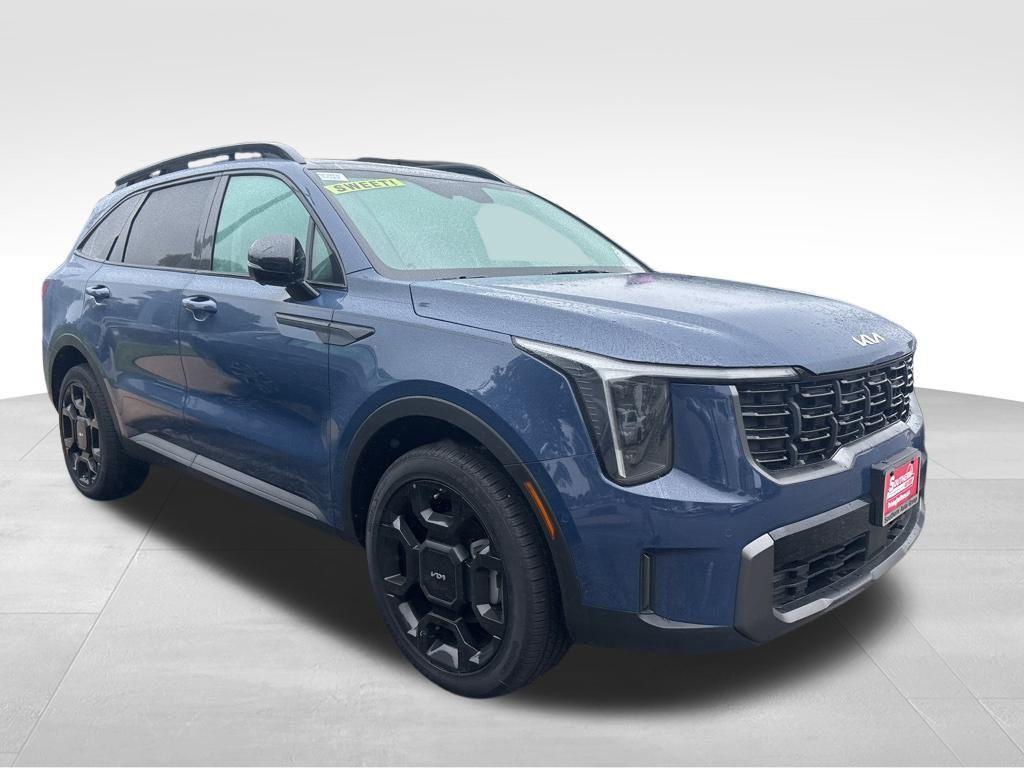 used 2024 Kia Sorento car, priced at $35,995