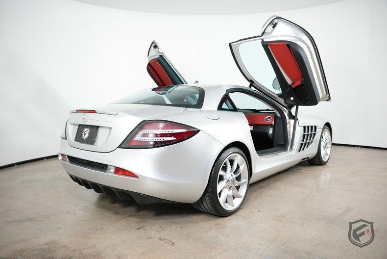 used 2005 Mercedes-Benz SLR McLaren car