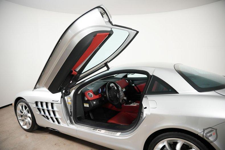 used 2005 Mercedes-Benz SLR McLaren car