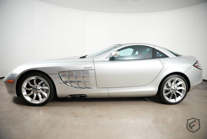 used 2005 Mercedes-Benz SLR McLaren car