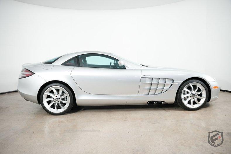 used 2005 Mercedes-Benz SLR McLaren car