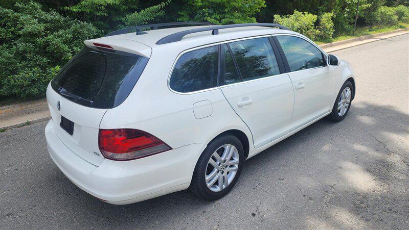 used 2013 Volkswagen Jetta SportWagen car, priced at $8,000