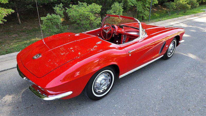 used 1962 Chevrolet Corvette car, priced at $135,500