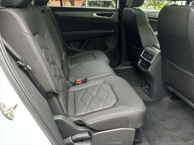 new 2025 Volkswagen Atlas Cross Sport car, priced at $43,414