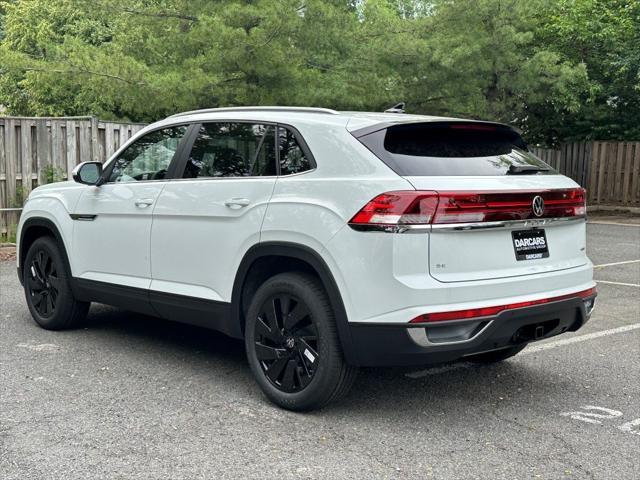 new 2025 Volkswagen Atlas Cross Sport car, priced at $43,414