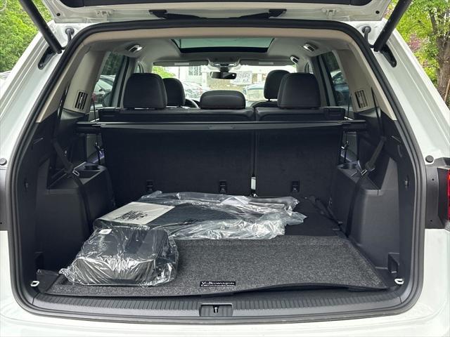 new 2025 Volkswagen Atlas car, priced at $43,465