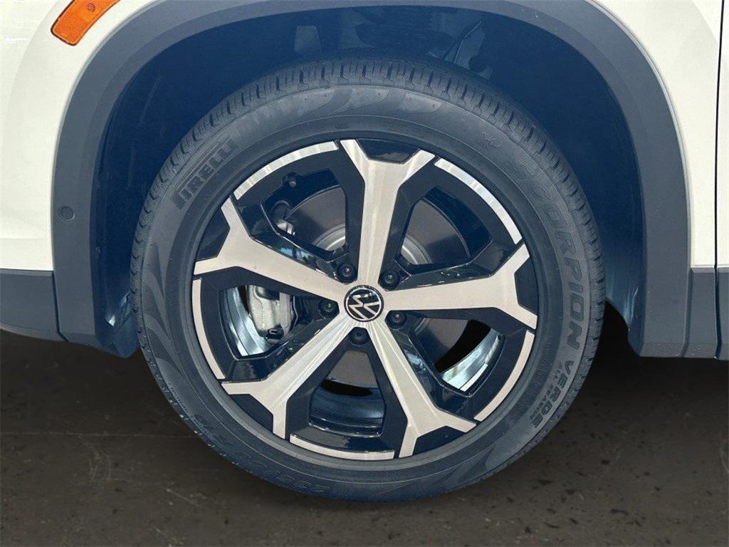 new 2025 Volkswagen Tiguan car, priced at $31,130