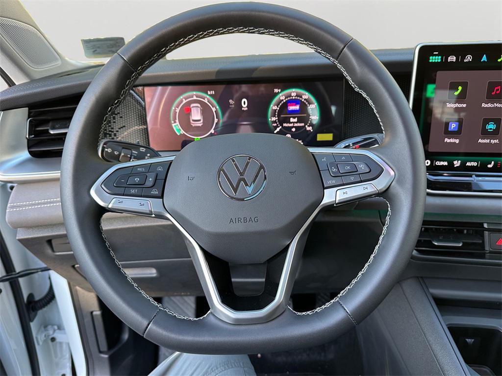 new 2025 Volkswagen Tiguan car, priced at $33,904