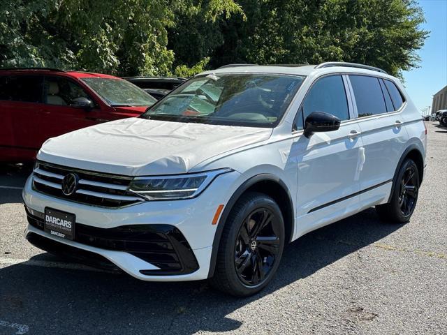 new 2024 Volkswagen Tiguan car, priced at $35,178