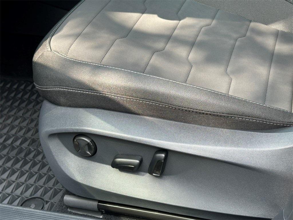 new 2025 Volkswagen Taos car, priced at $33,053