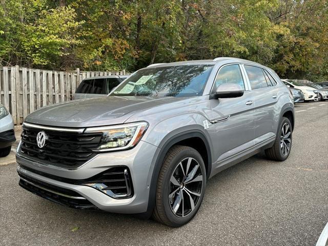 new 2024 Volkswagen Atlas Cross Sport car, priced at $49,541