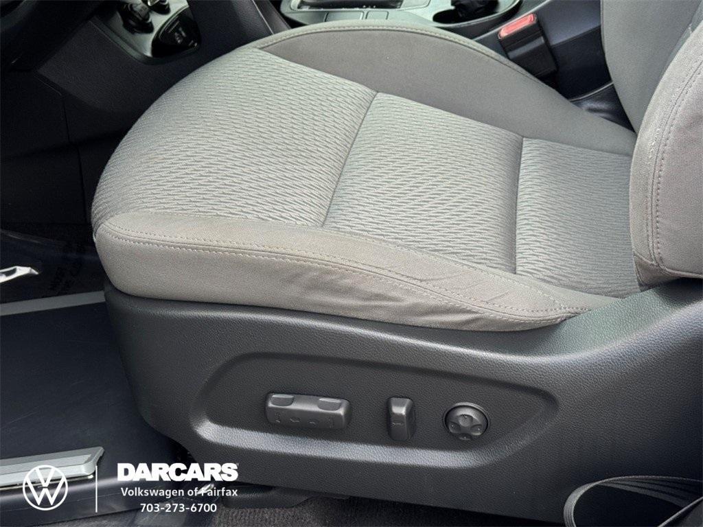 used 2017 Hyundai Santa Fe car, priced at $11,895