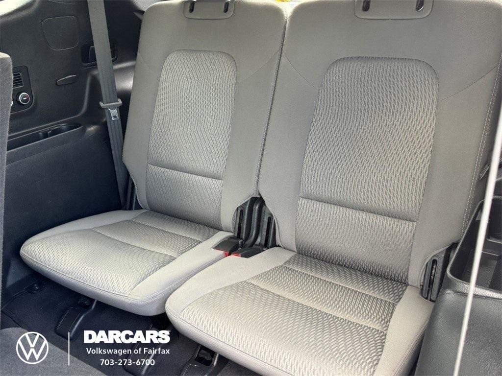 used 2017 Hyundai Santa Fe car, priced at $11,895