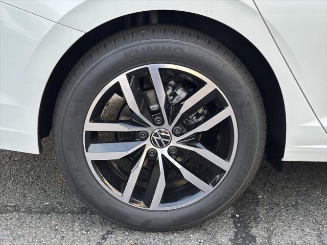 new 2025 Volkswagen Jetta car