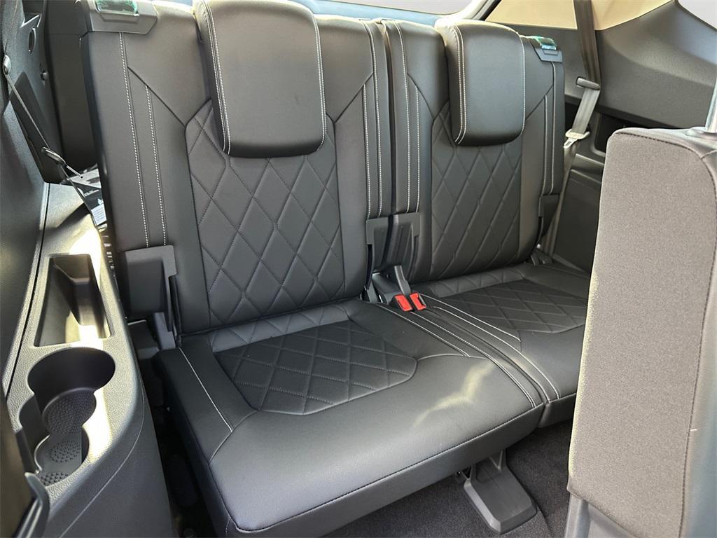 new 2026 Volkswagen Atlas car, priced at $55,844