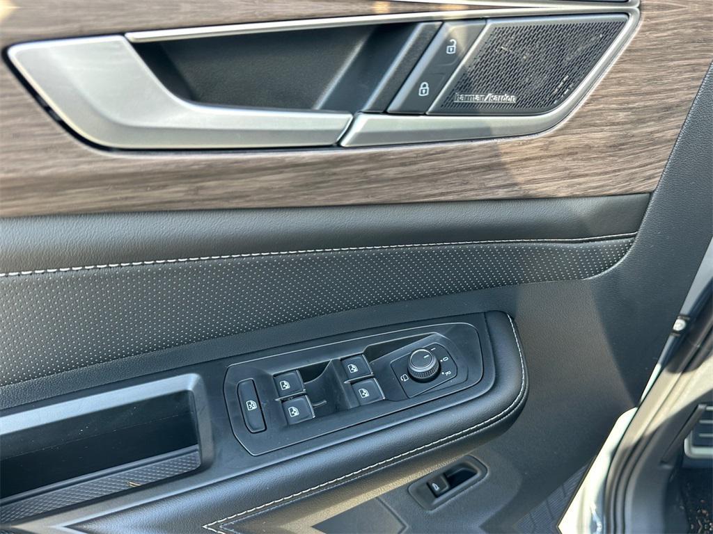 new 2026 Volkswagen Atlas car, priced at $55,844