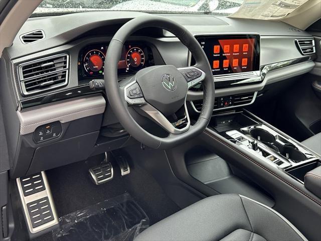 new 2025 Volkswagen Atlas car, priced at $45,334