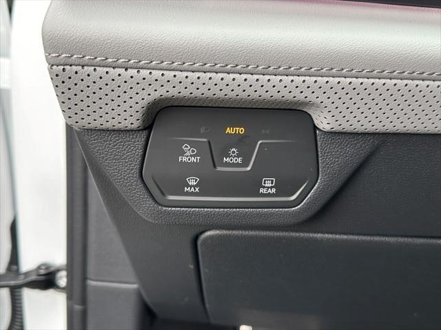 new 2025 Volkswagen Atlas car, priced at $45,334