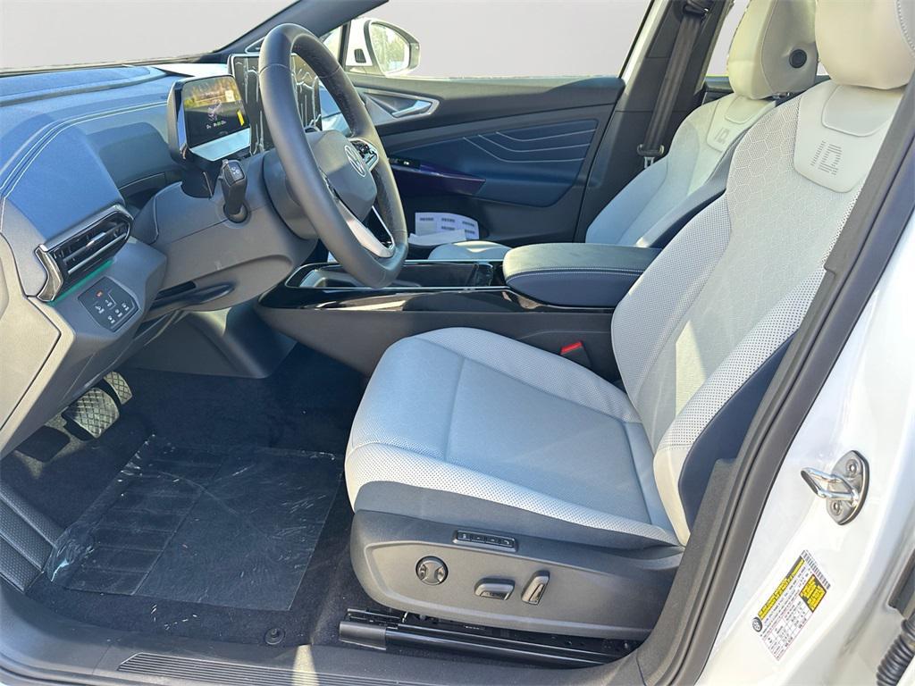 new 2025 Volkswagen ID.4 car, priced at $53,299