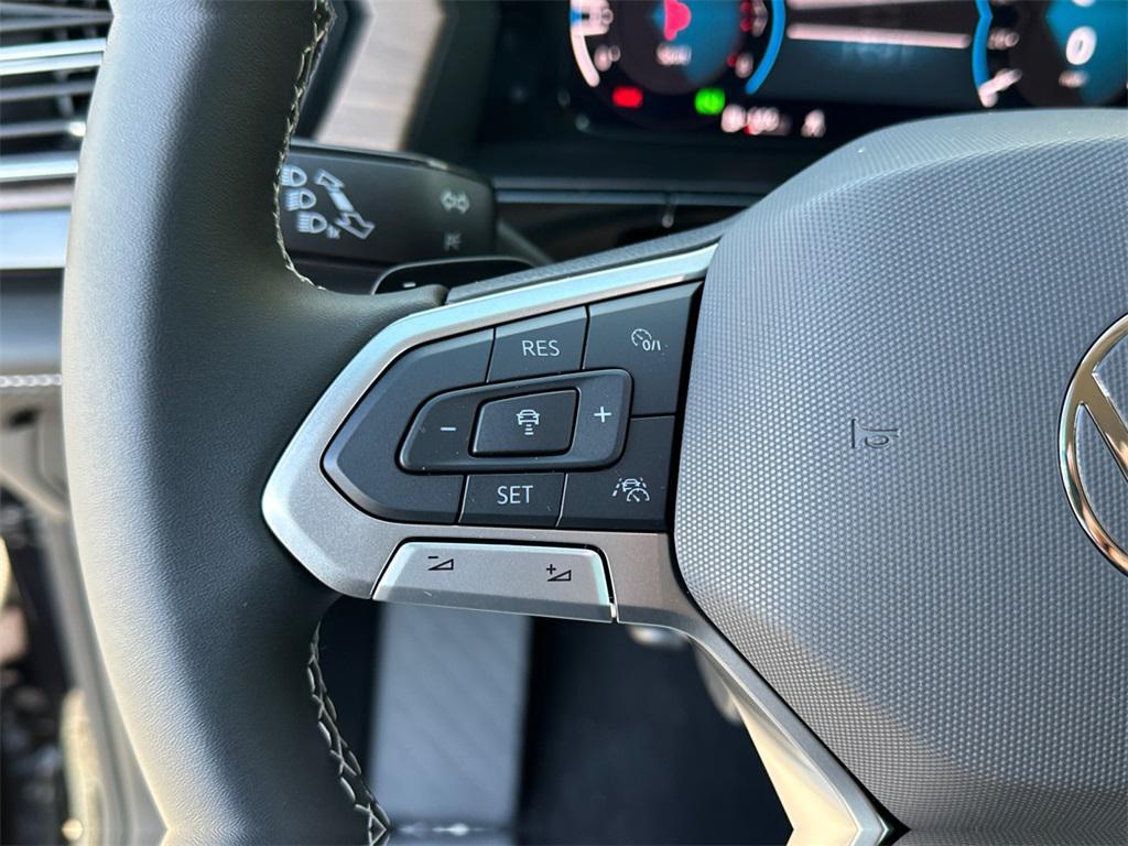 new 2026 Volkswagen Atlas car, priced at $43,388