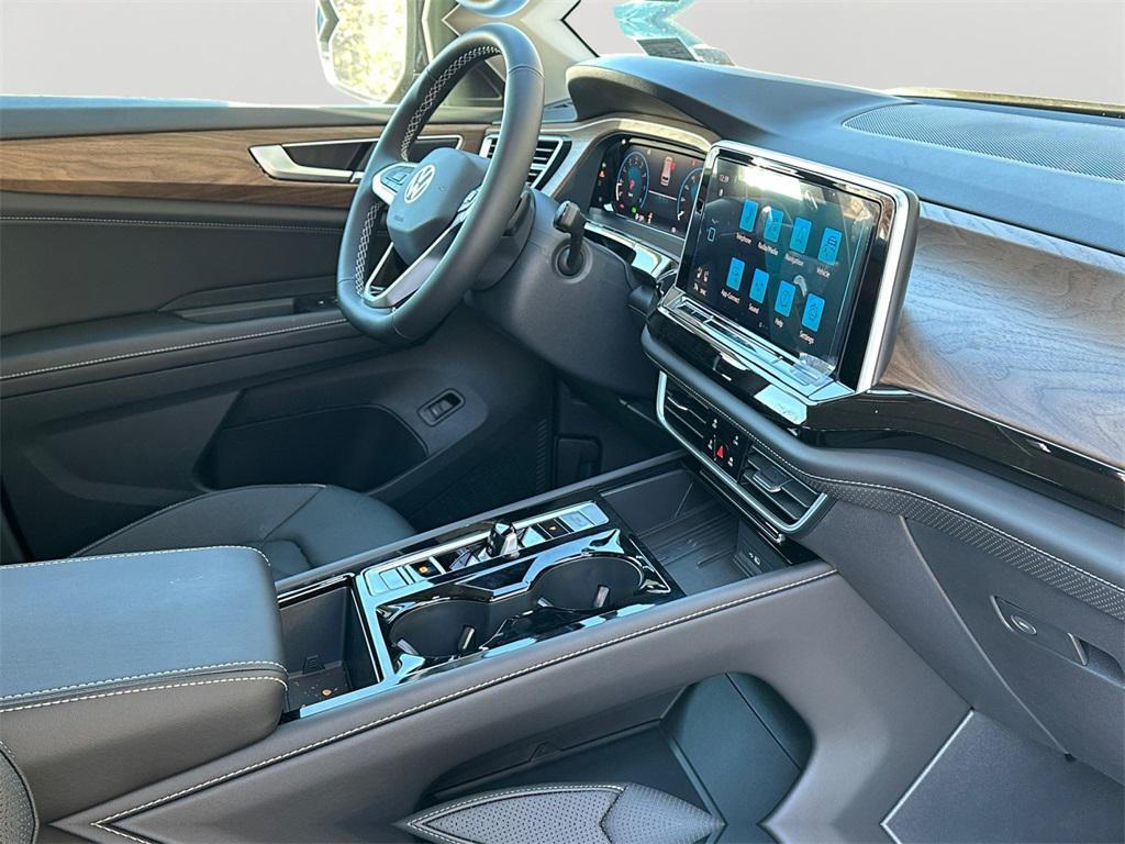 new 2026 Volkswagen Atlas car, priced at $43,388
