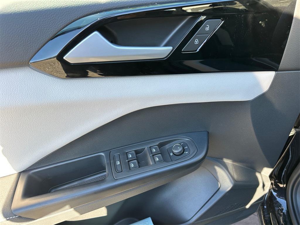 new 2025 Volkswagen Taos car, priced at $27,800