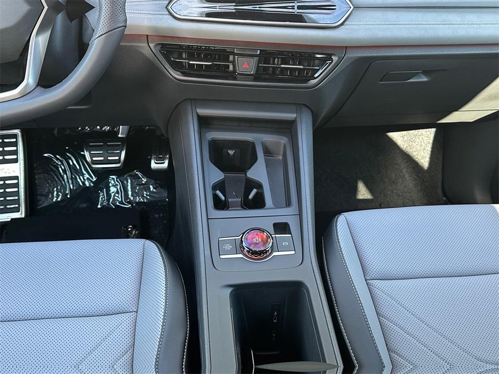 new 2025 Volkswagen Tiguan car, priced at $37,430