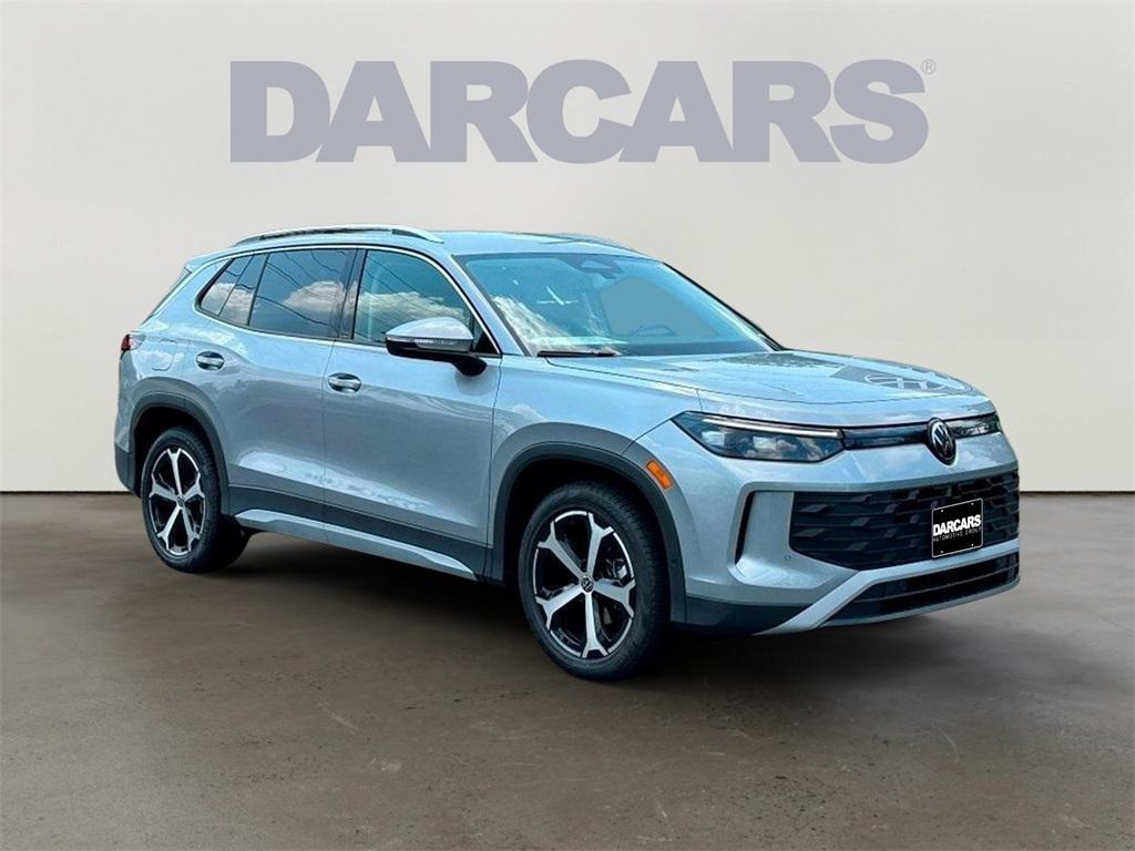new 2025 Volkswagen Tiguan car, priced at $33,326