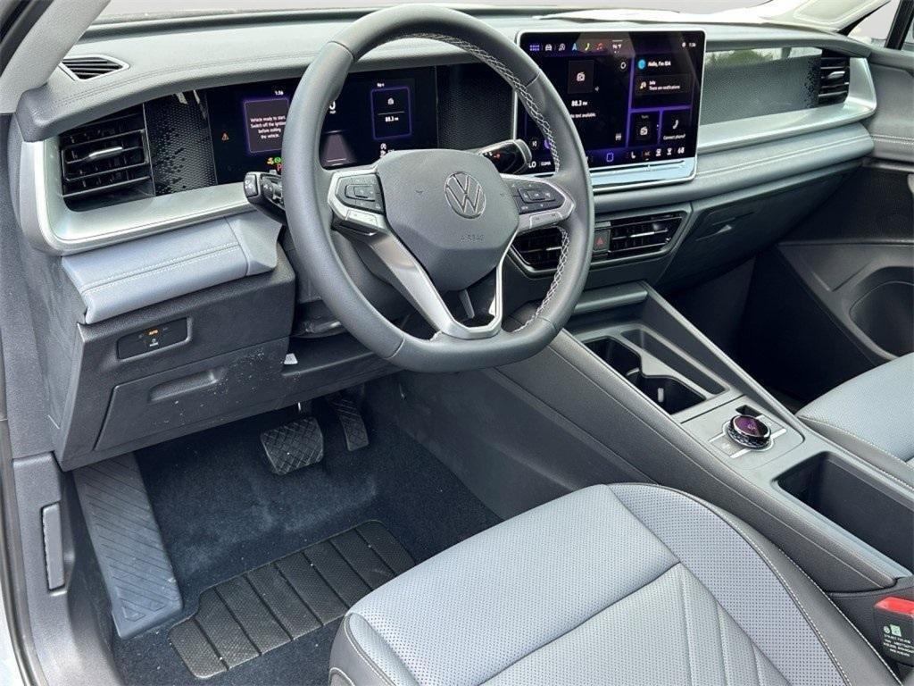 new 2025 Volkswagen Tiguan car, priced at $33,326
