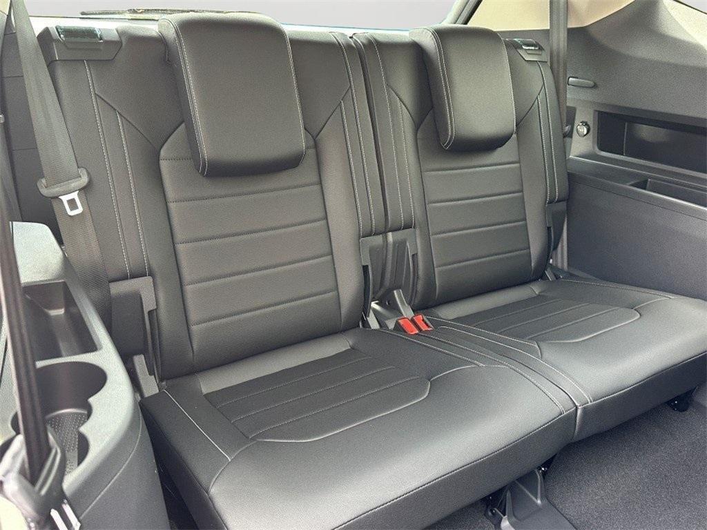 new 2025 Volkswagen Atlas car, priced at $46,691