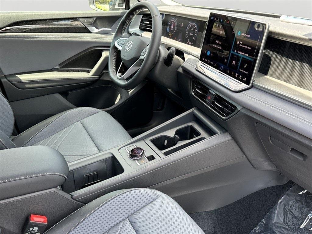 new 2025 Volkswagen Tiguan car, priced at $31,130