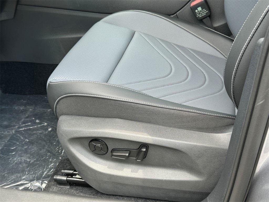 new 2025 Volkswagen Tiguan car, priced at $31,130