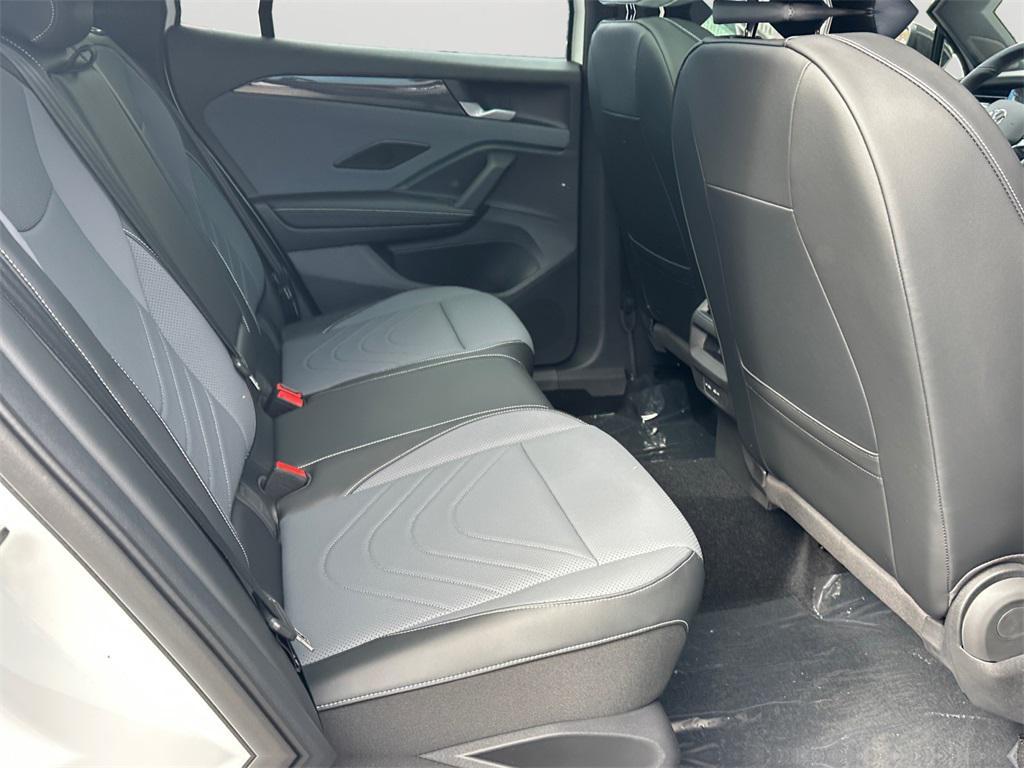 new 2025 Volkswagen Tiguan car, priced at $37,853