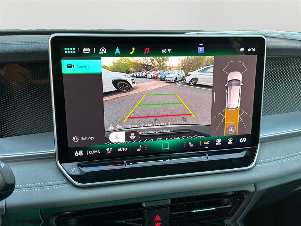 new 2025 Volkswagen Tiguan car, priced at $40,083