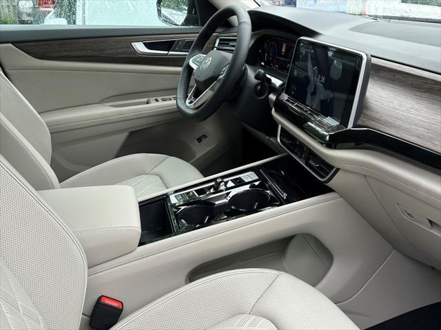 new 2025 Volkswagen Atlas car, priced at $50,168