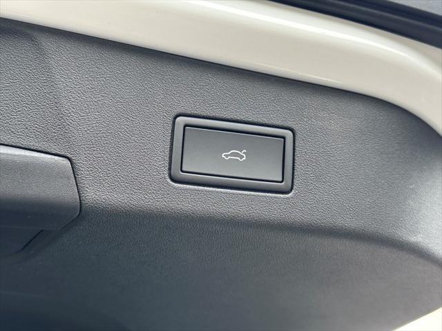 new 2025 Volkswagen ID.4 car, priced at $46,092