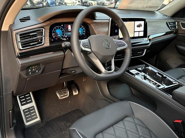 new 2025 Volkswagen Atlas car, priced at $52,703