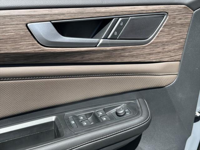 new 2025 Volkswagen Atlas car, priced at $46,777