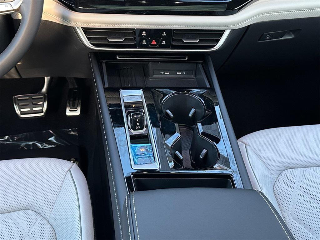 new 2026 Volkswagen Atlas Cross Sport car, priced at $51,824