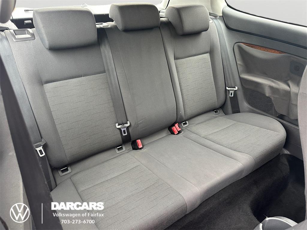 used 2009 Volkswagen Rabbit car, priced at $3,978