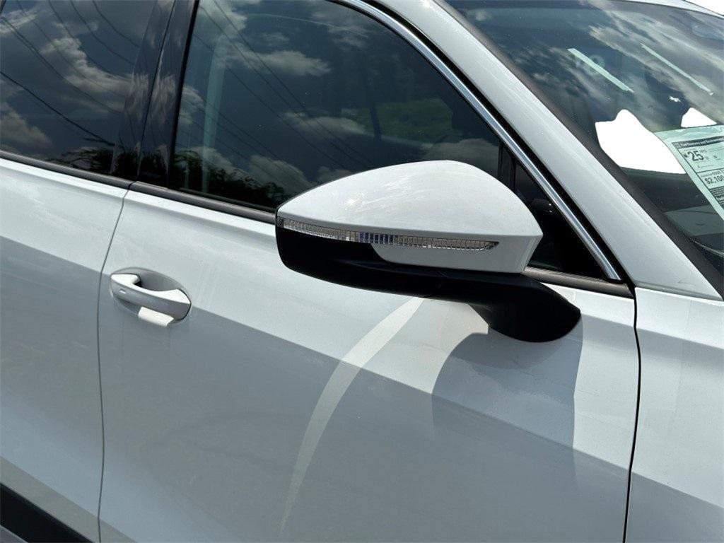 new 2025 Volkswagen Tiguan car, priced at $36,026