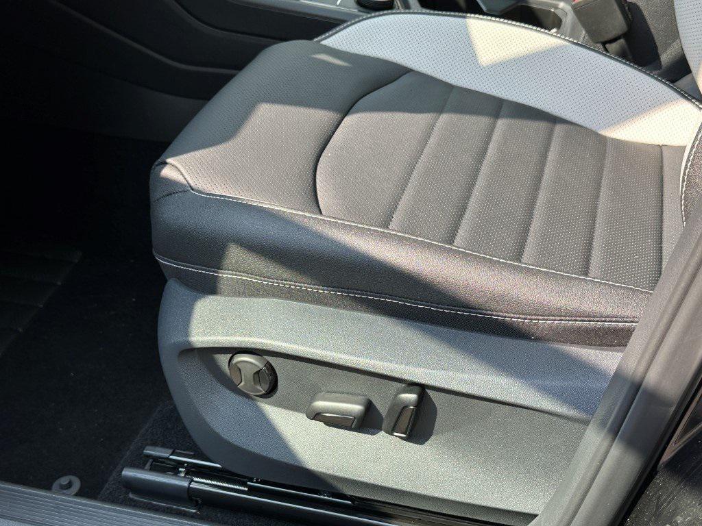 new 2025 Volkswagen Taos car, priced at $35,874