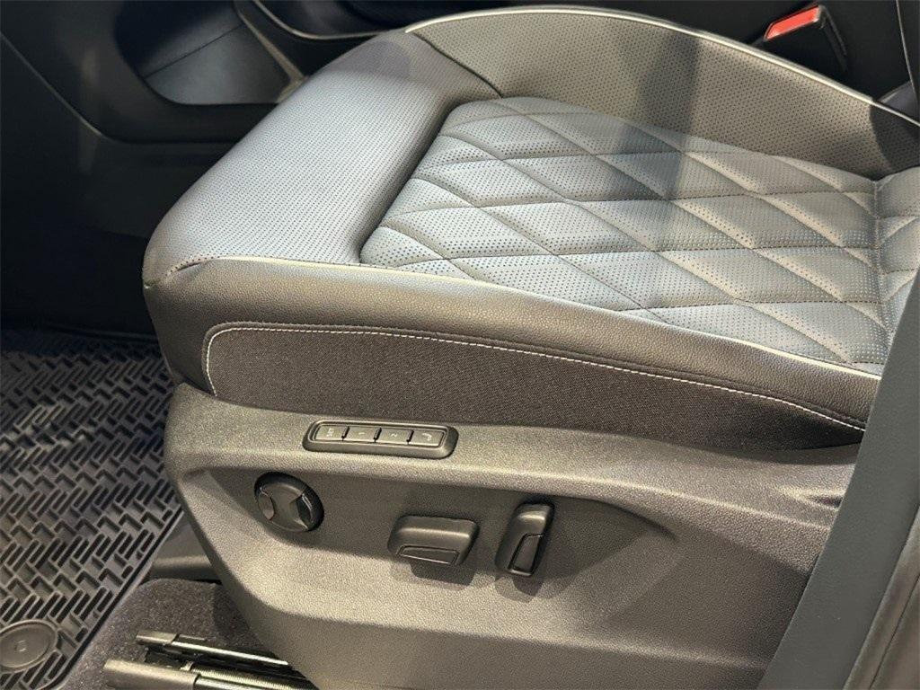 new 2025 Volkswagen Atlas Cross Sport car, priced at $51,278