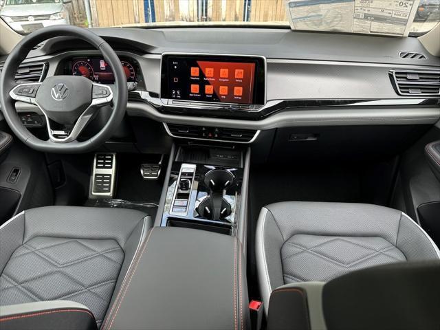 new 2025 Volkswagen Atlas car, priced at $44,712