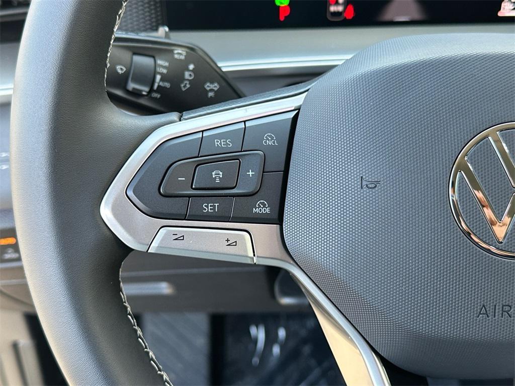 new 2026 Volkswagen Tiguan car, priced at $34,385