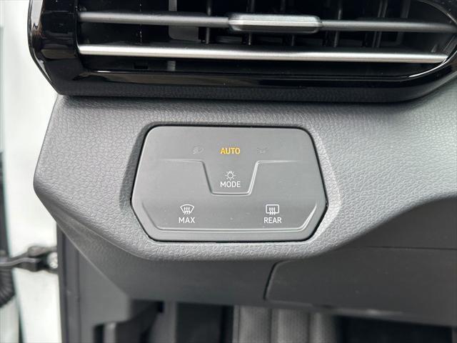 new 2025 Volkswagen ID.4 car, priced at $41,117