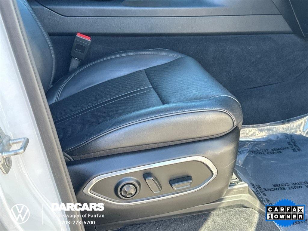 used 2023 Jeep Wagoneer L car, priced at $37,661