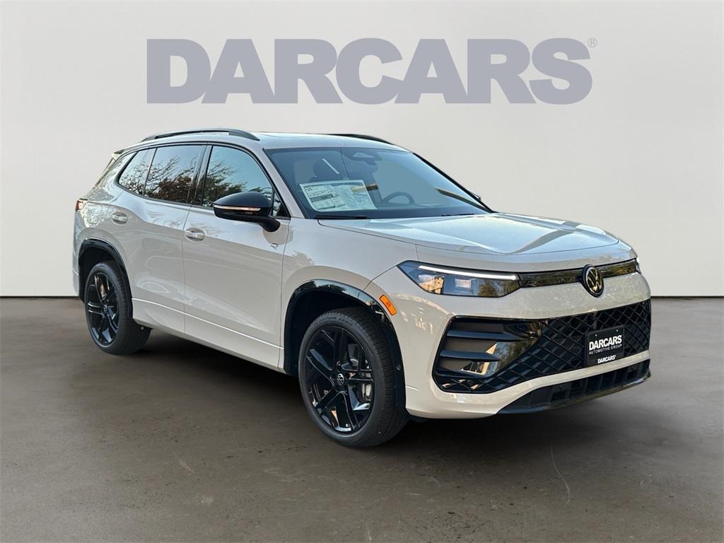 new 2025 Volkswagen Tiguan car, priced at $39,233