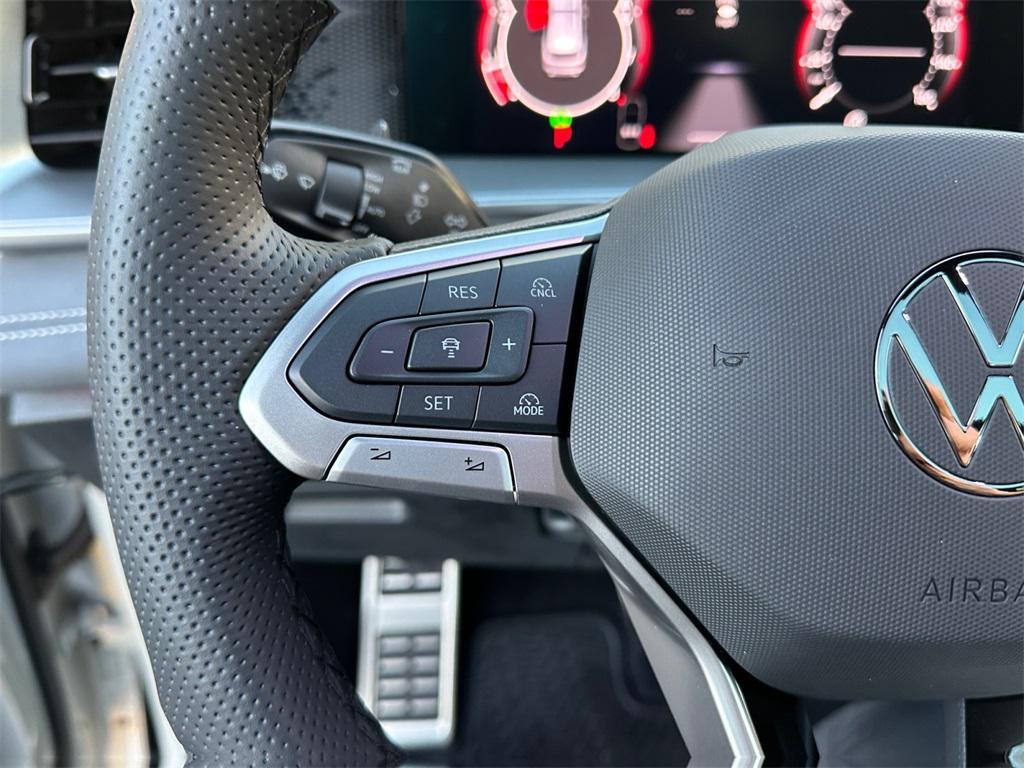 new 2025 Volkswagen Tiguan car, priced at $39,233